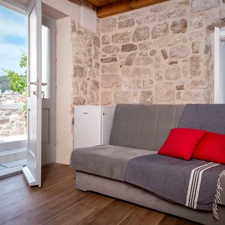 Old Town Mare Apartman *