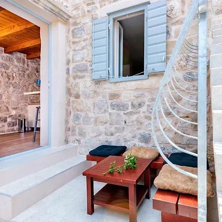 Old Town Mare Apartman