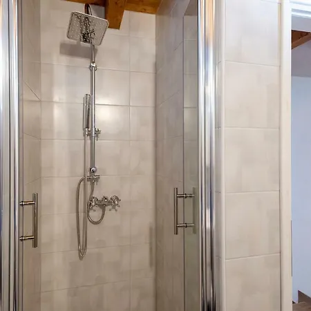 Old Town Mare * חוואר